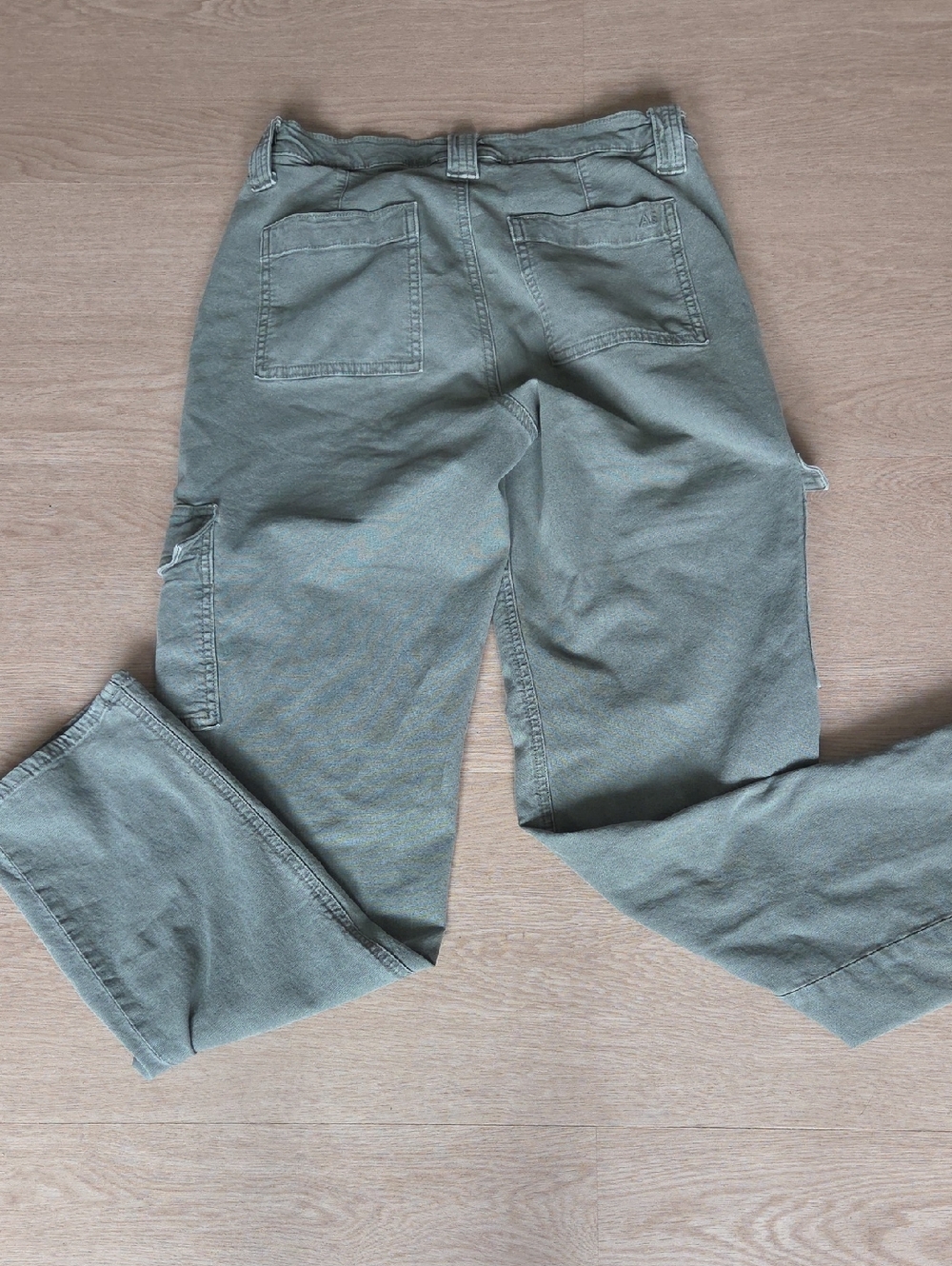 Olive Green American Eagle Size 4 Cargo Joggers - Picture 5 of 6